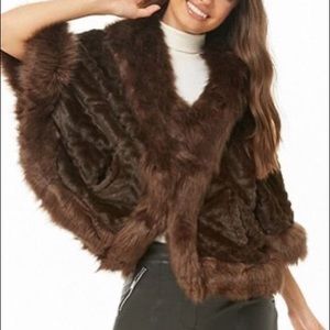 never worn! roaring 20’s faux fur coat cape